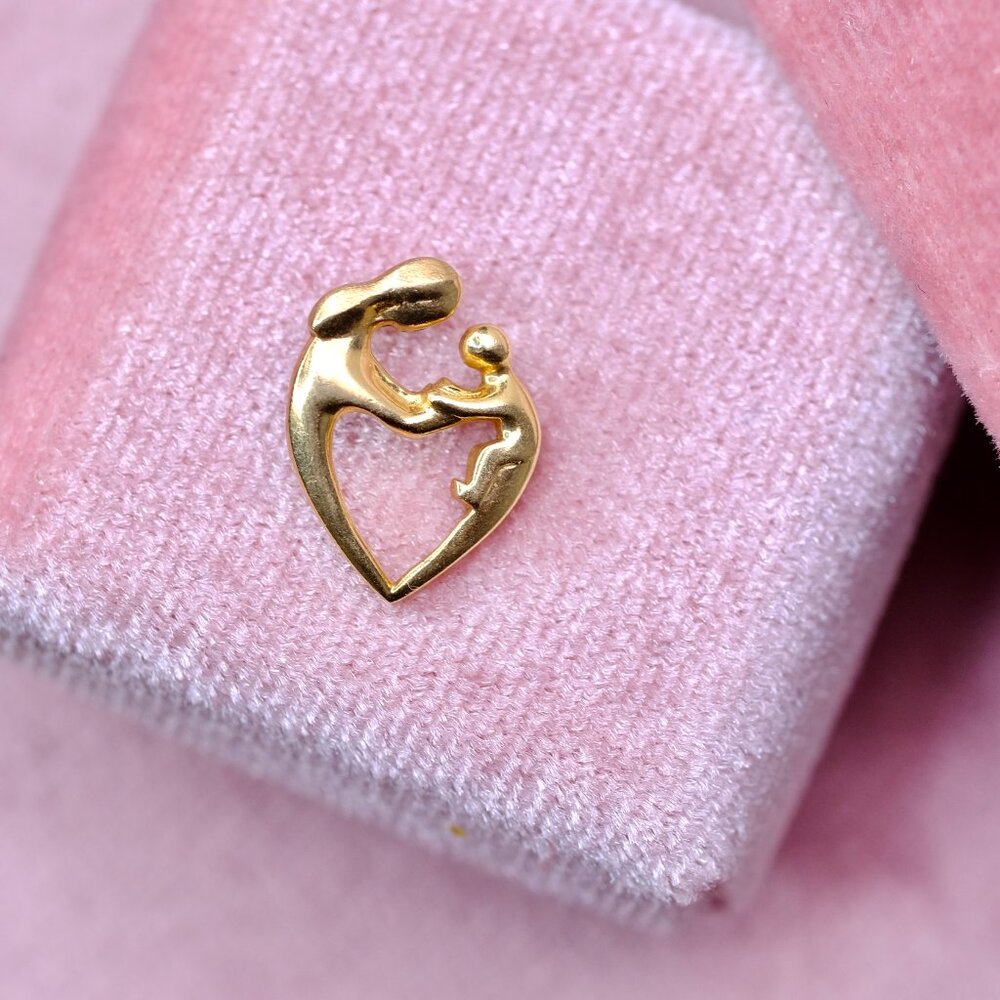 14K Real Yellow Gold Dainty Small "Mother & Child" Pendant.